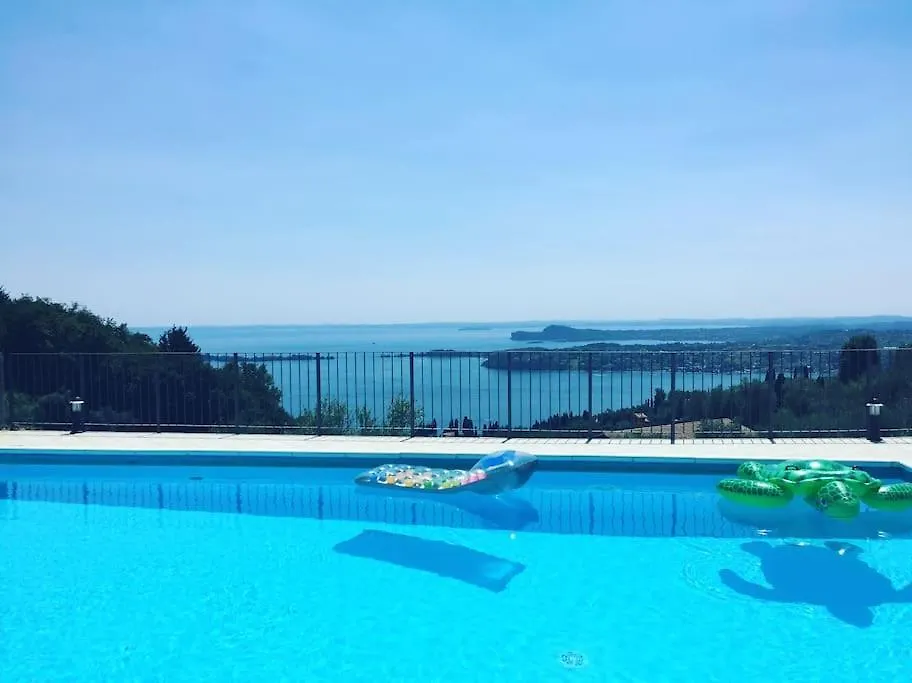 Panoramic Pool Lake View With Parking Apartment Gardone Riviera Italy